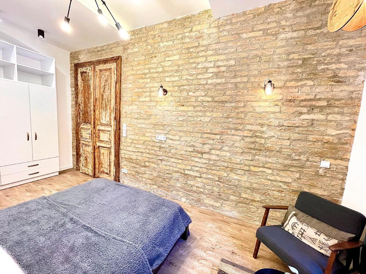 Dream Romance Residency - Finnish Sauna Budapest Exteriör bild