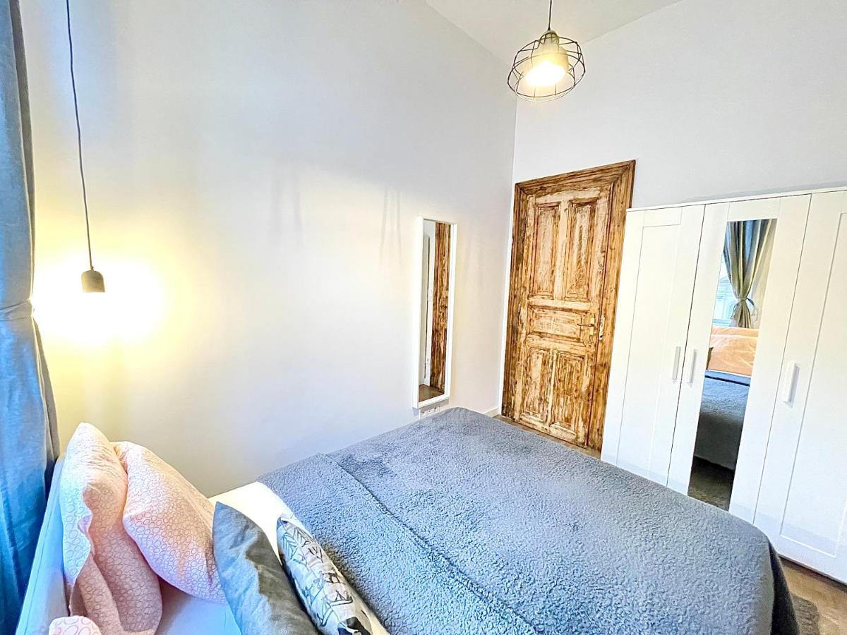 Dream Romance Residency - Finnish Sauna Budapest Exteriör bild