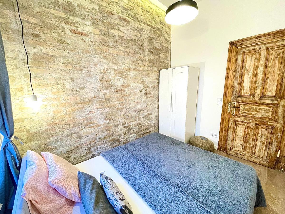 Dream Romance Residency - Finnish Sauna Budapest Exteriör bild